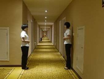 Super 8 By Wyndham Linyi Bus Terminal Hotel Servizi foto